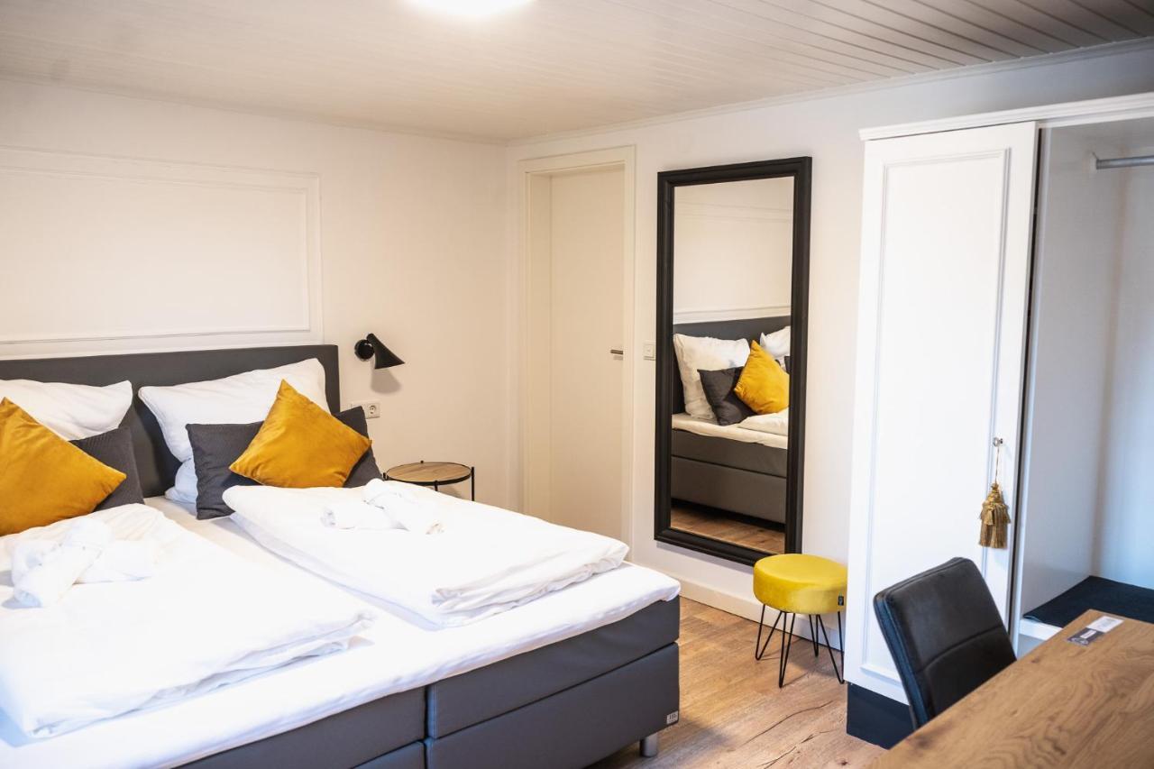 Hotel Kavala Lohmar Eksteriør billede